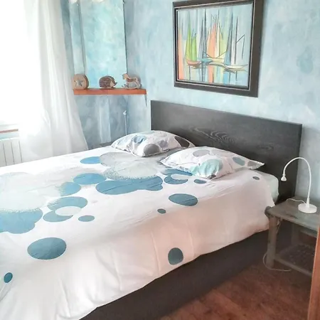 Maison Accueillante A Avec Vue Sur La Montagne.b *