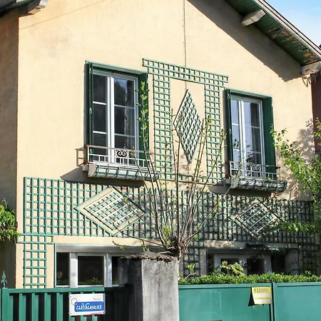 Prázdninový dům Maison Accueillante A Avec Vue Sur La Montagne.b
